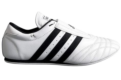 taekwondo schoenen adidas|Amazon.com: Taekwondo Shoes Adidas.